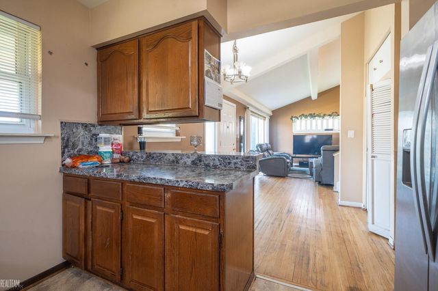 24612 Panama Avenue, Warren, MI 48091