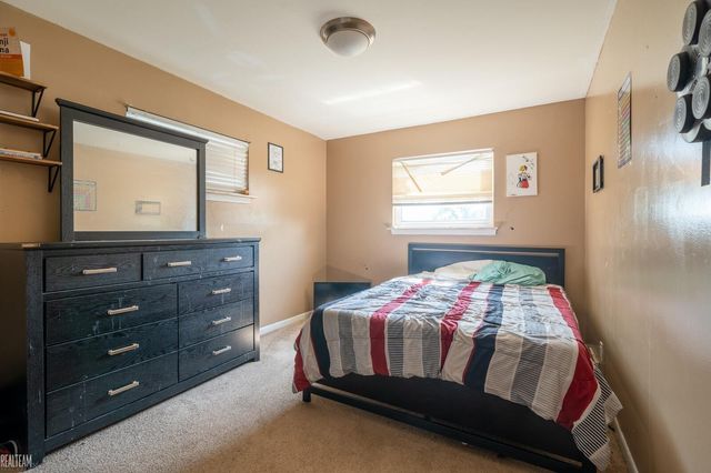 24612 Panama Avenue, Warren, MI 48091