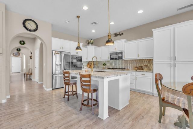 1495 Vasco St, Manteca, CA 95337