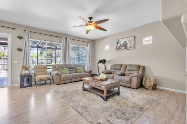 1495 Vasco St, Manteca, CA 95337