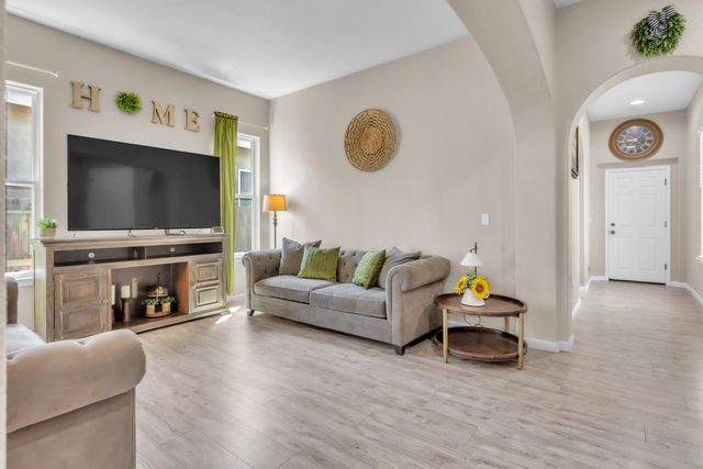 1495 Vasco St, Manteca, CA 95337
