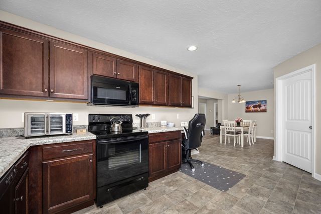 168 Grace Ct, Manchester, TN 37355