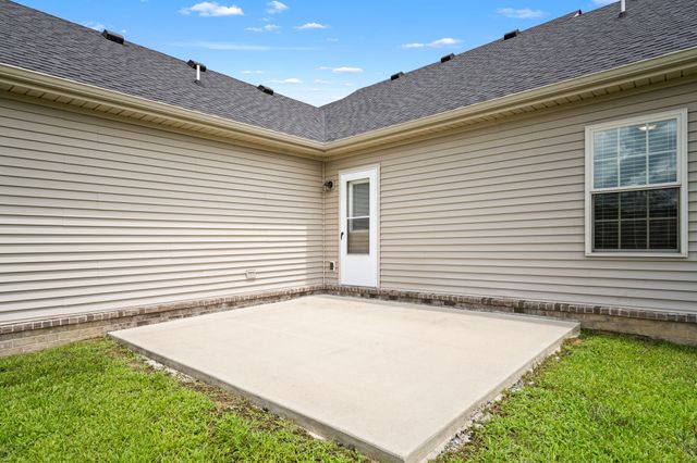 168 Grace Ct, Manchester, TN 37355
