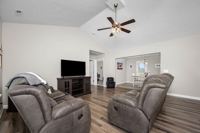 168 Grace Ct, Manchester, TN 37355