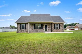 168 Grace Ct, Manchester, TN 37355