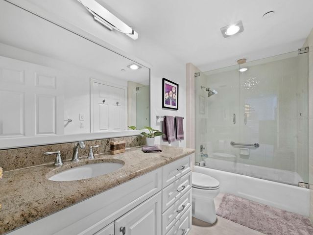 1930 HARBOURSIDE DRIVE 145, Longboat Key, FL 34228