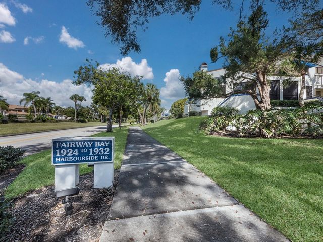 1930 HARBOURSIDE DRIVE 145, Longboat Key, FL 34228