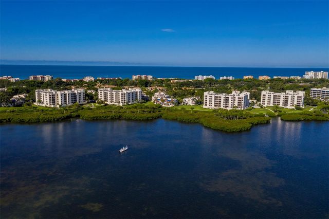 1930 HARBOURSIDE DRIVE 145, Longboat Key, FL 34228