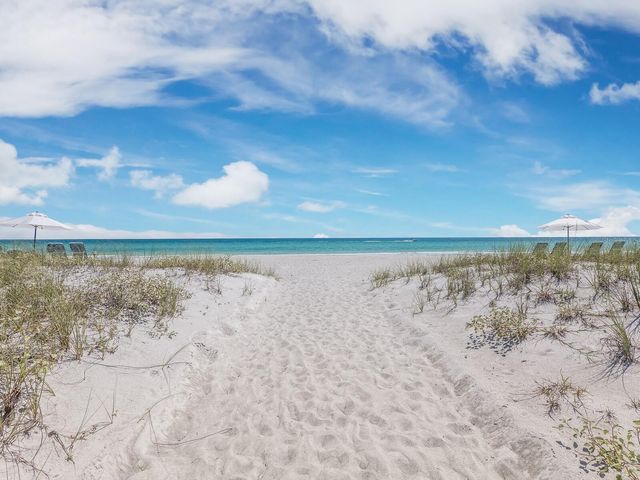 1930 HARBOURSIDE DRIVE 145, Longboat Key, FL 34228