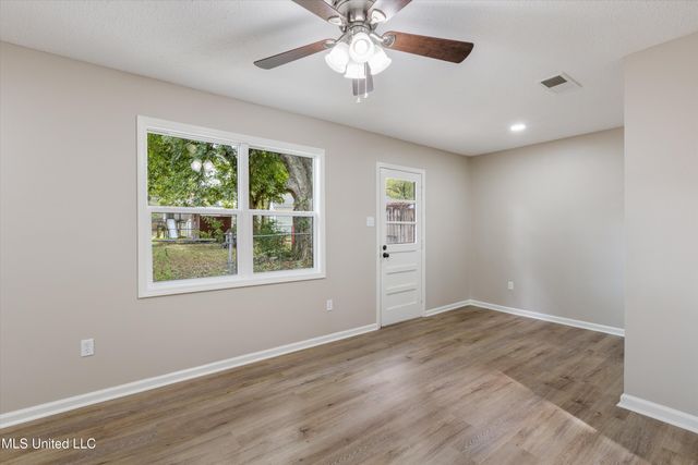 1825 Brookhaven Drive, Southaven, MS 38671