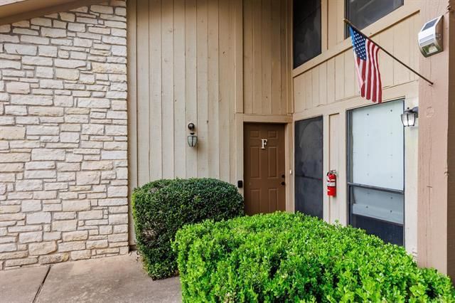 704 Horseshoe Bay BLVD F, Horseshoe Bay, TX 78657