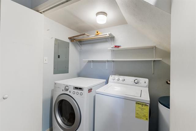 704 Horseshoe Bay BLVD F, Horseshoe Bay, TX 78657