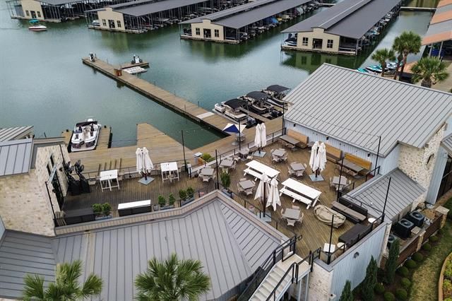 704 Horseshoe Bay BLVD F, Horseshoe Bay, TX 78657