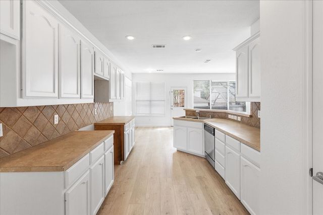 8604 Secret Forest Drive, Dallas, TX 75249