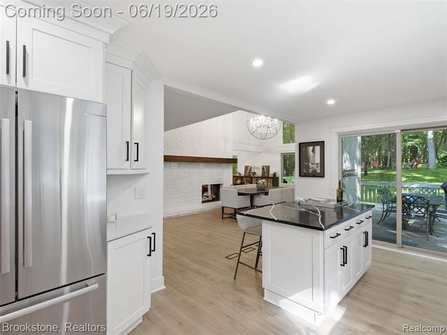 7450 Deerhill Drive, Clarkston, MI 48346