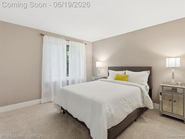 7450 Deerhill Drive, Clarkston, MI 48346