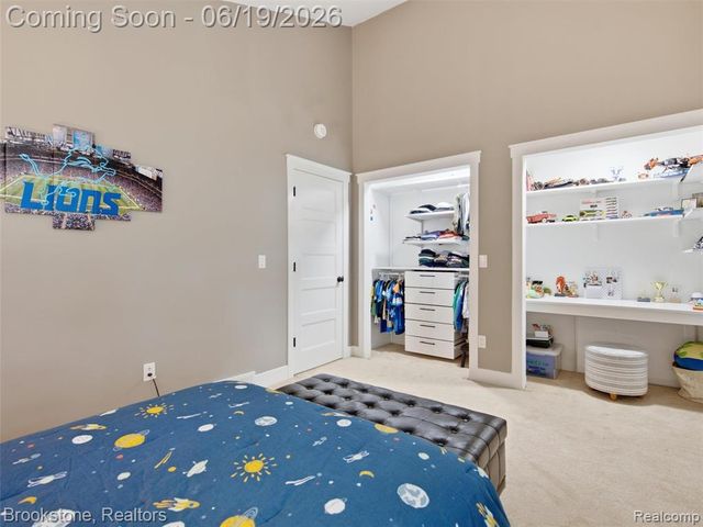 7450 Deerhill Drive, Clarkston, MI 48346