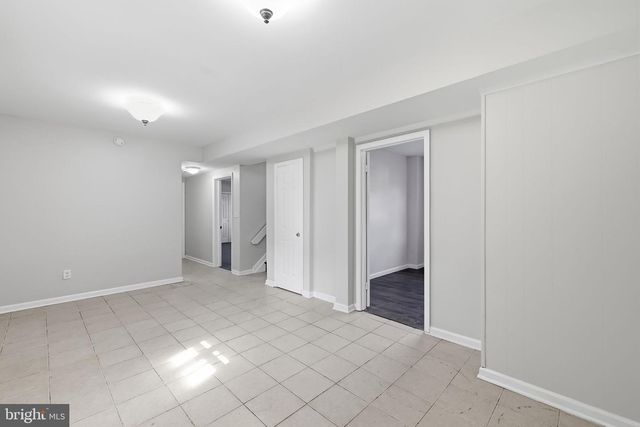 8804 35TH AVE, College Park, MD 20740