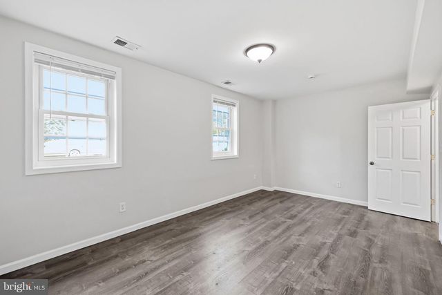 8804 35TH AVE, College Park, MD 20740