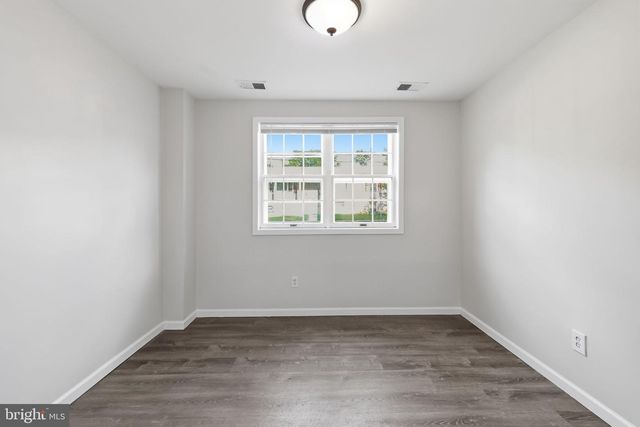 8804 35TH AVE, College Park, MD 20740