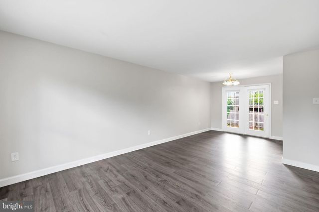 8804 35TH AVE, College Park, MD 20740