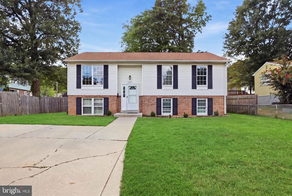 8804 35TH AVE, College Park, MD 20740