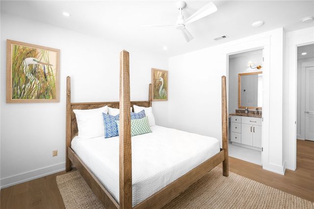 136 W Cotter Ave 20, Port Aransas, TX 78373