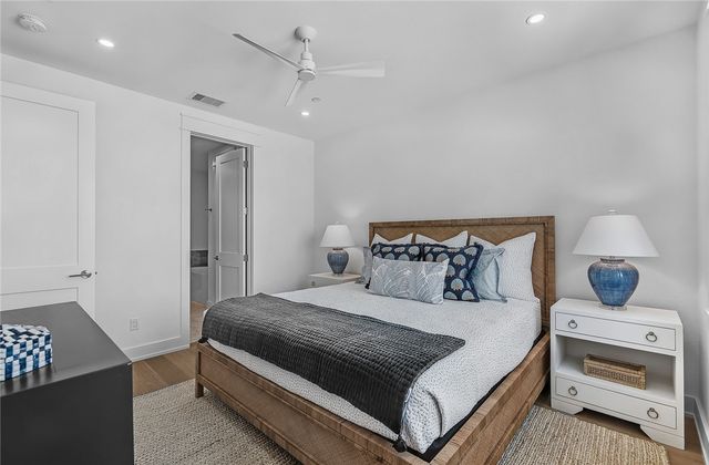 136 W Cotter Ave 20, Port Aransas, TX 78373