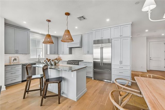 136 W Cotter Ave 20, Port Aransas, TX 78373
