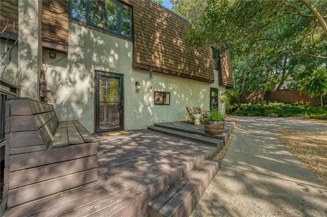 101 Alden Avenue NW E, Atlanta, GA 30309