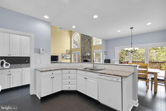 10217 LAKESTONE PL, Rockville, MD 20850
