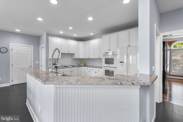 10217 LAKESTONE PL, Rockville, MD 20850