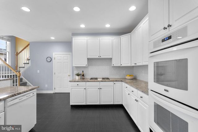 10217 LAKESTONE PL, Rockville, MD 20850