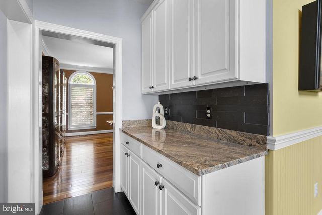 10217 LAKESTONE PL, Rockville, MD 20850