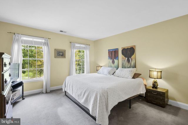 10217 LAKESTONE PL, Rockville, MD 20850