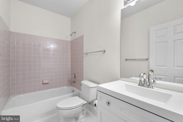 10217 LAKESTONE PL, Rockville, MD 20850