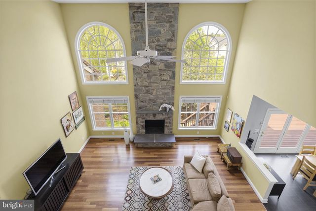 10217 LAKESTONE PL, Rockville, MD 20850