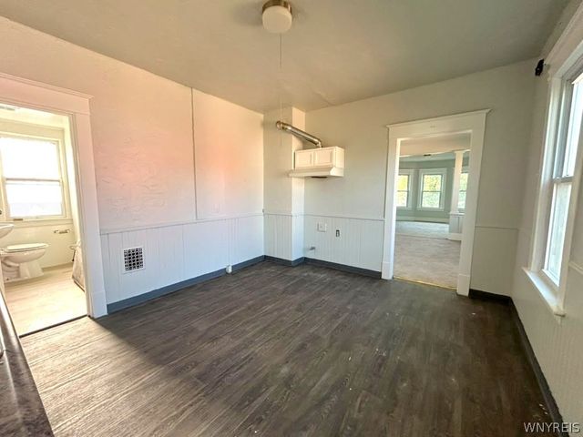 39 Frankfort Avenue, Buffalo, NY 14211