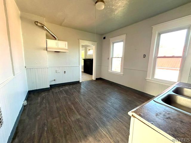 39 Frankfort Avenue, Buffalo, NY 14211