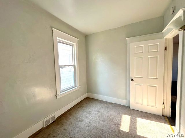 39 Frankfort Avenue, Buffalo, NY 14211