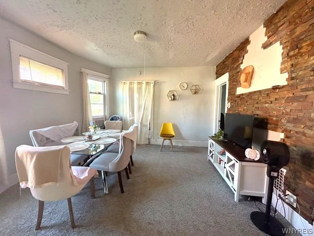 39 Frankfort Avenue, Buffalo, NY 14211