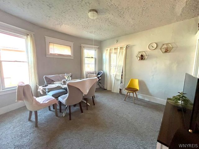 39 Frankfort Avenue, Buffalo, NY 14211