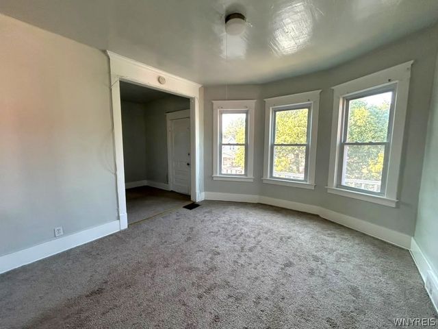 39 Frankfort Avenue, Buffalo, NY 14211