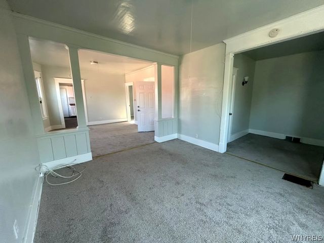 39 Frankfort Avenue, Buffalo, NY 14211