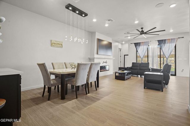 241 MAR VISTA Place, Horizon City, TX 79928