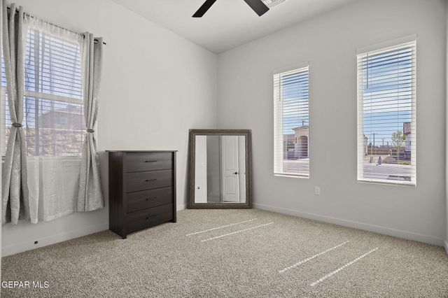 241 MAR VISTA Place, Horizon City, TX 79928