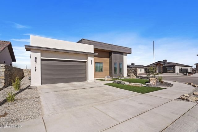 241 MAR VISTA Place, Horizon City, TX 79928