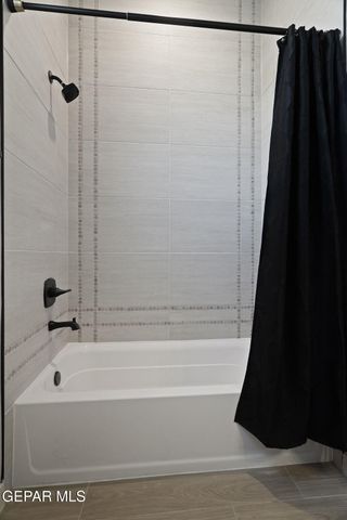 241 MAR VISTA Place, Horizon City, TX 79928
