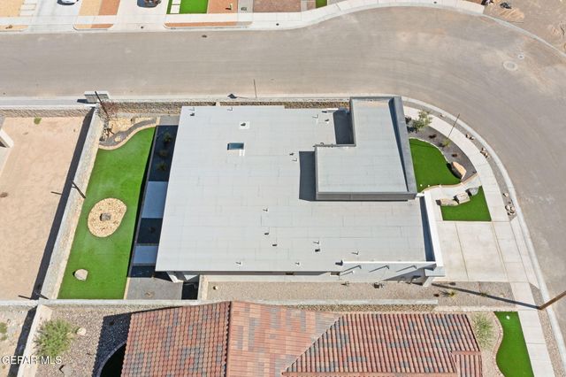 241 MAR VISTA Place, Horizon City, TX 79928