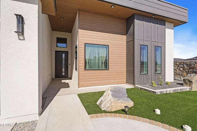 241 MAR VISTA Place, Horizon City, TX 79928